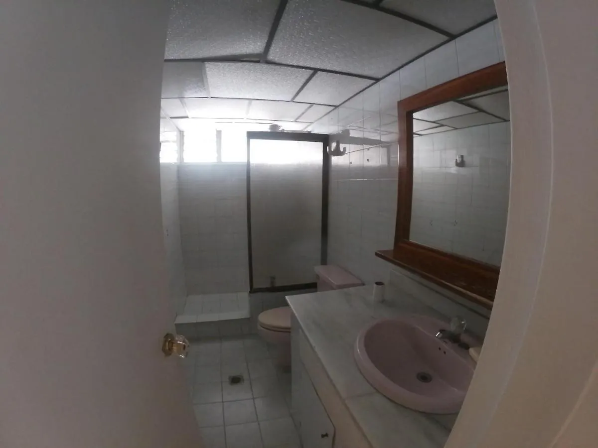 Le VI Hostal Медельин 0*,